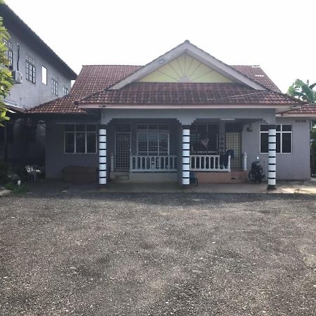 Cozy Homestay Che Yang กัวลาตรังกานู ภายนอก รูปภาพ