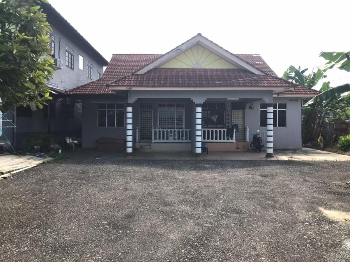 Cozy Homestay Che Yang กัวลาตรังกานู ภายนอก รูปภาพ